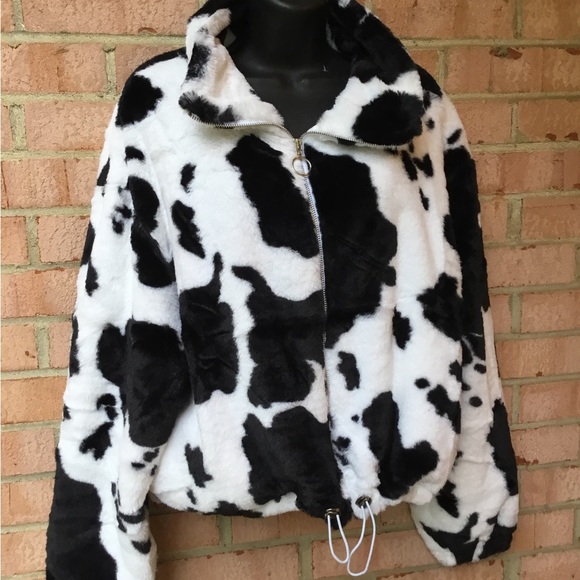 Super soft cow print Sherpa with zipper - Picture 1 of 3